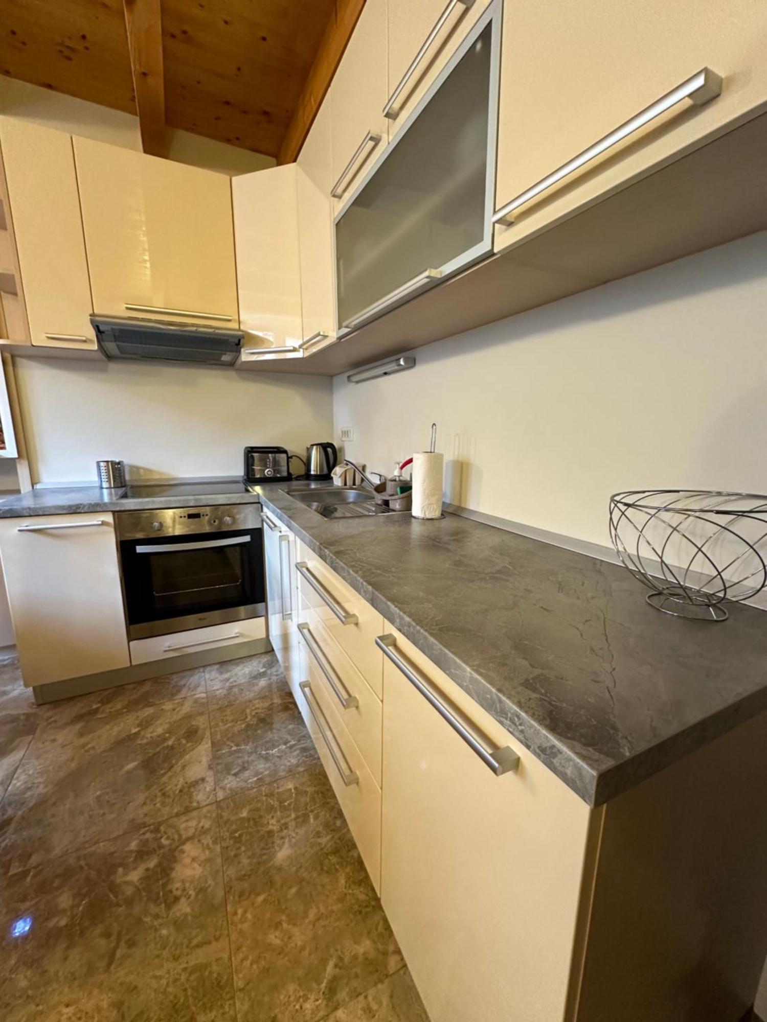 Old Town Apartments Trogir - Free Parking Buitenkant foto