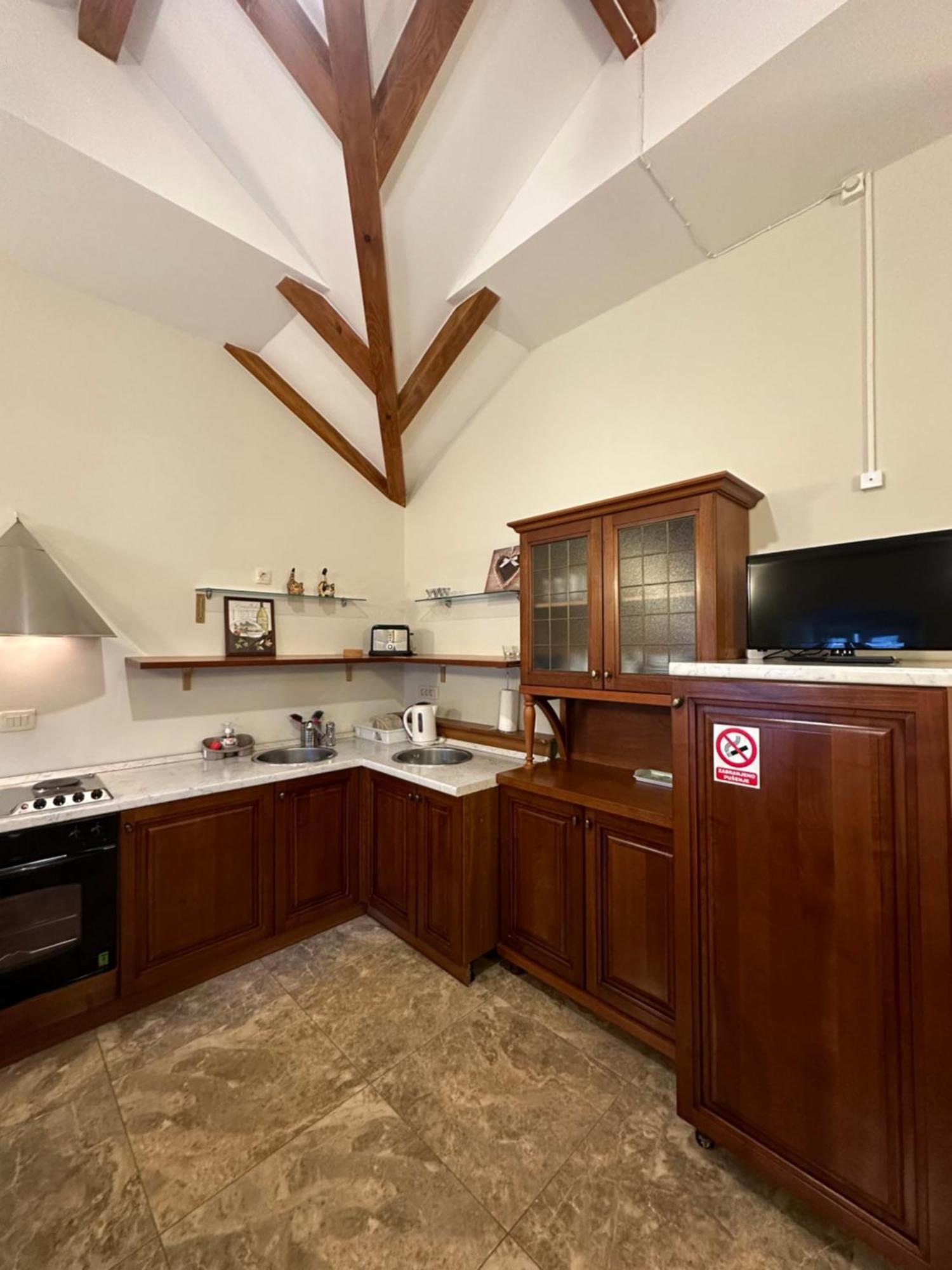 Old Town Apartments Trogir - Free Parking Buitenkant foto